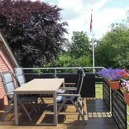 Cozy In Scenic Surroundings Oster Vrogum